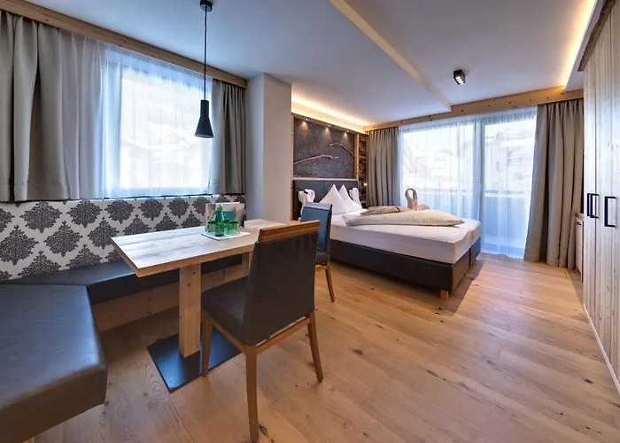 Naturjuwel فندق 4*